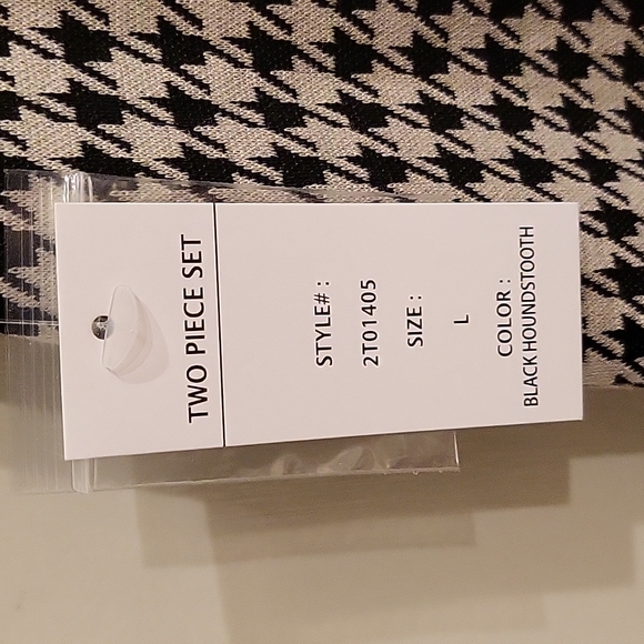 Olive +Oak 2 piece set size Large. Black and grey. NWT - Picture 5 of 13